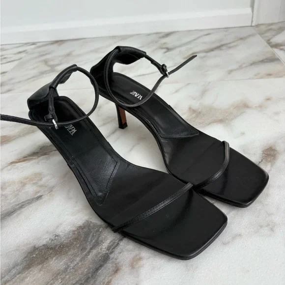 ZARA Black Minimal Ankle Strap Heels | Square Toe Kitten Heel Sandals | Size 40🖤 - Picture 5 of 15